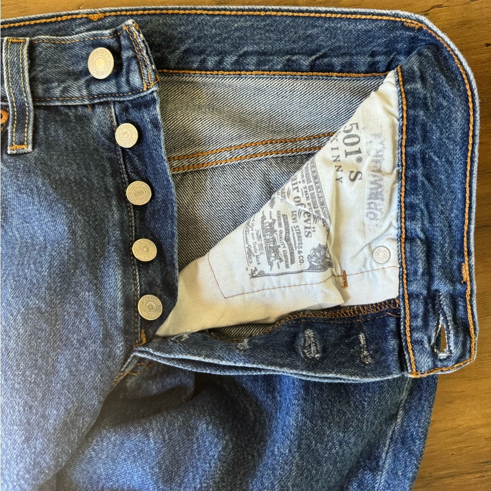 Women’s Levi’s Vintage Clothing 501 W26 L28 - Picture 6 of 8